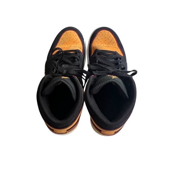 Nike Air Jordon 1 Mid SE Sneaker Mens 9 Black Vivid Orange FJ4923-008 Fat Tongue - Picture 11 of 14
